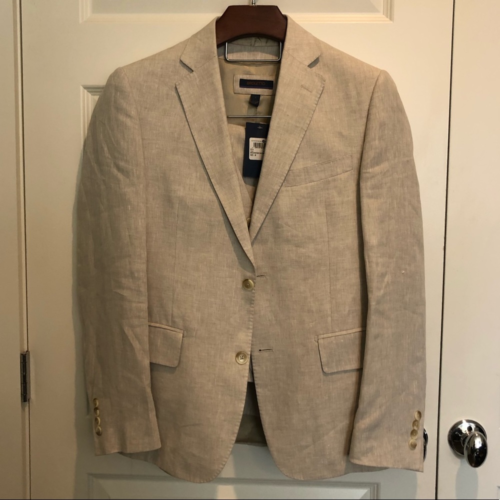 Broletto 3-Piece Suit - Picture 2 of 3